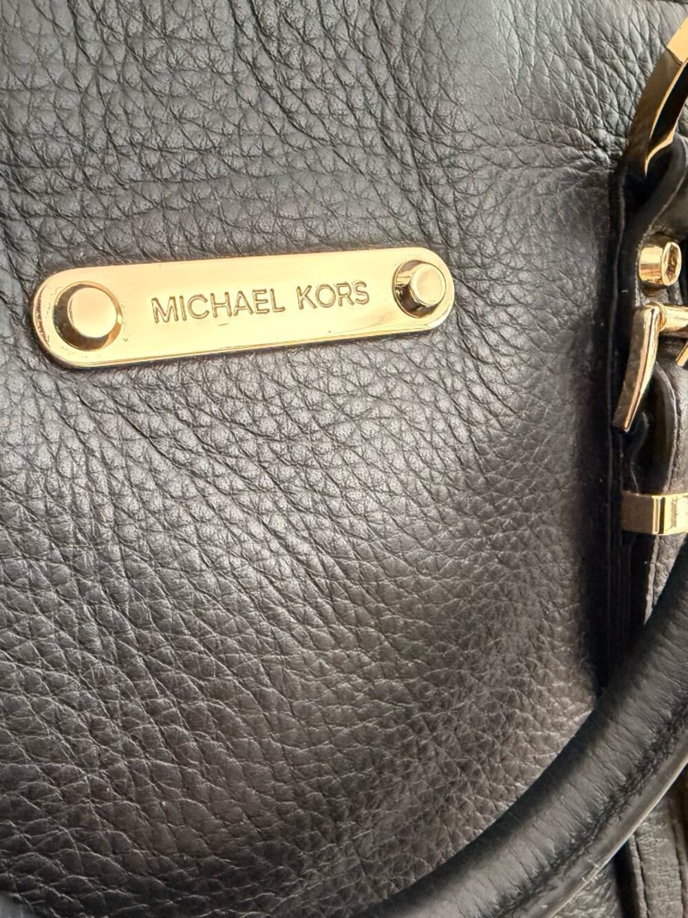 Michael Kors Medium Crossbody Tote - Picture 5 of 13